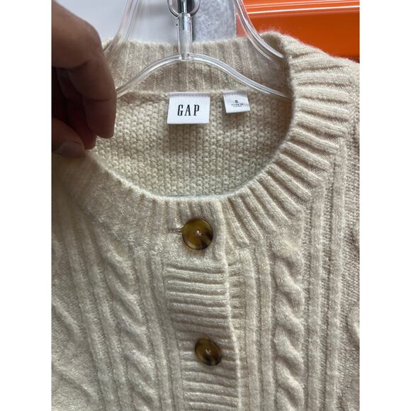 Gap Women - Cable Knit Cardigan / Beige / S / NWOT - Picture 3 of 3
